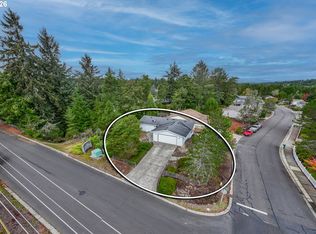 1851 Willow Loop, Florence, OR 97439