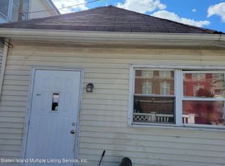 38 Reid Ave, Staten Island, NY 10305