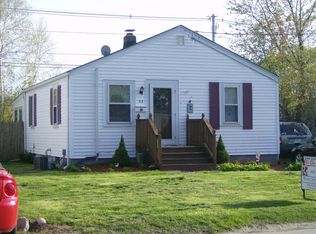 58 Easton Ave, Warwick, RI 02888