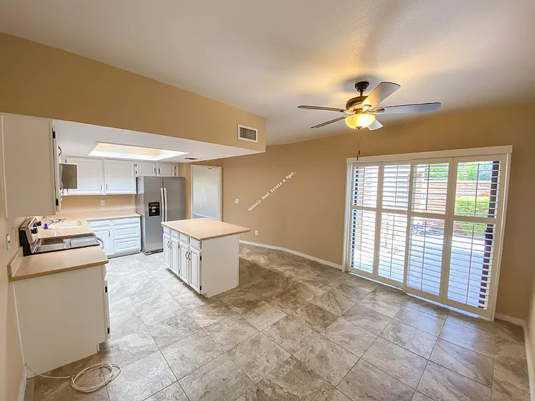4555 N Camino Campero — Photo 5