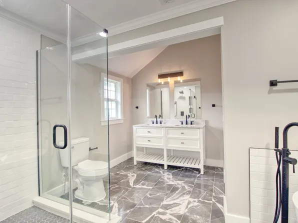 3385 Highway 52 W, Bethpage, TN 37022