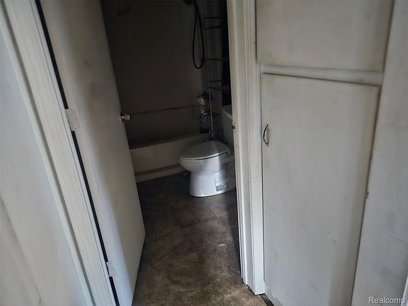 5th image of 1515 Inner Dr