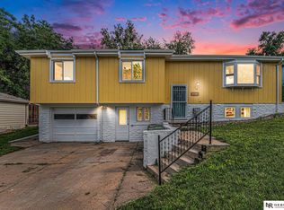 3211 Golden Blvd, Bellevue, NE 68123