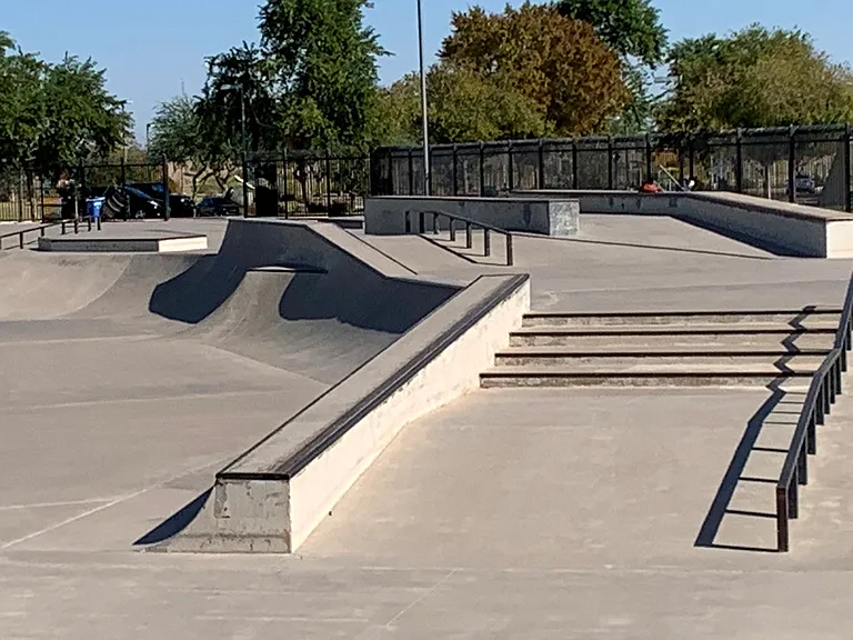 Extensive skatepark
