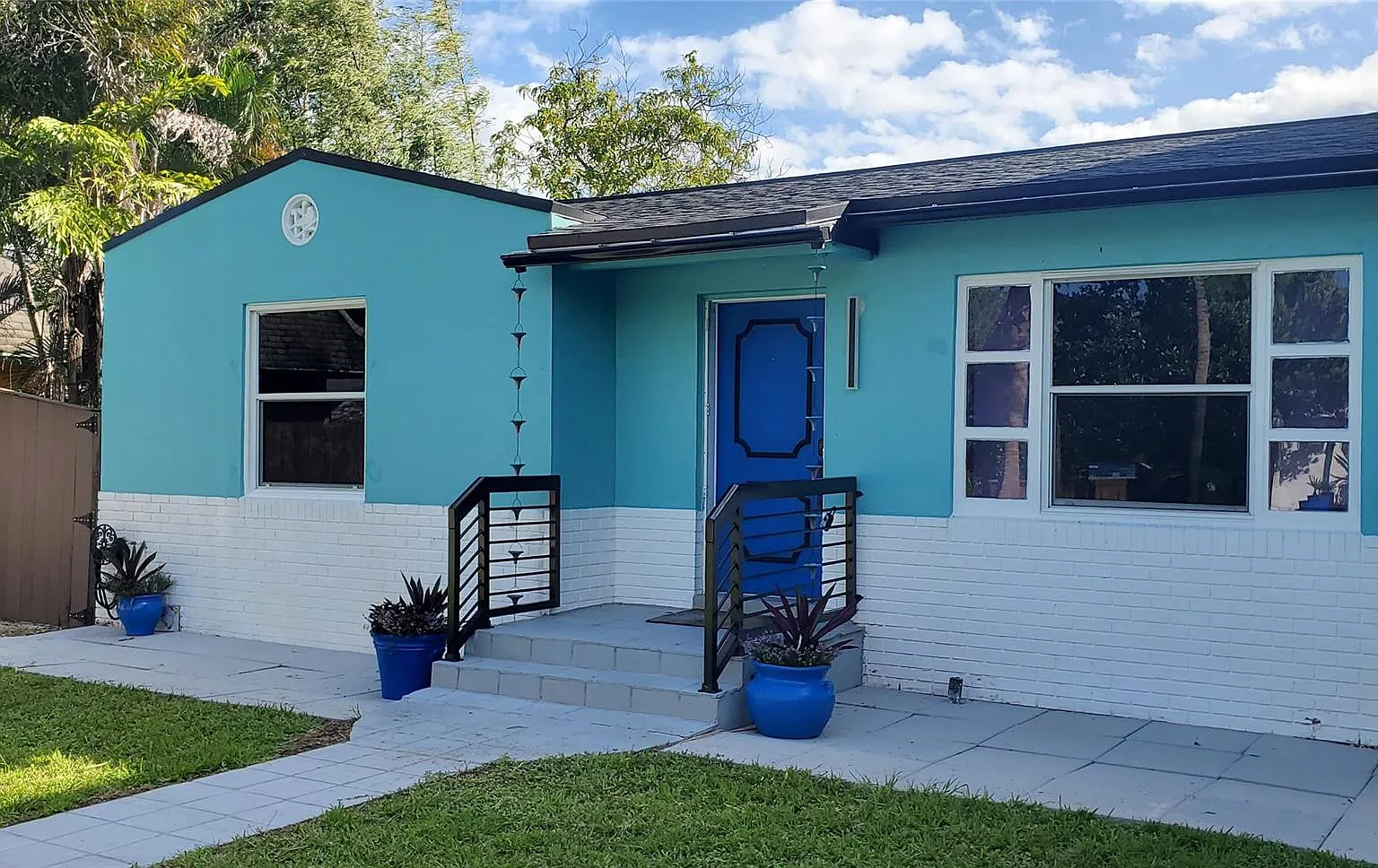 2 bed, 2.0 bath, 1679 sqft, $4,000 — Photo 1