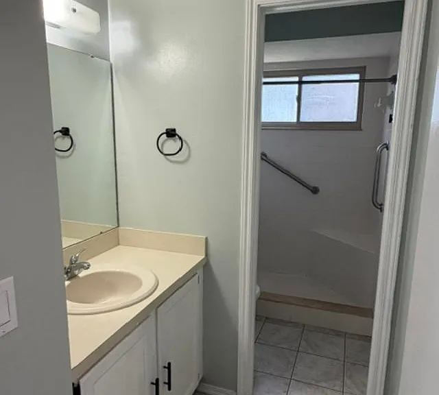 2360 Ironstone Dr E — Photo 18