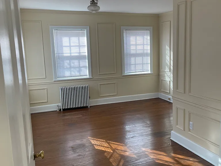 635 S Front St — Photo 44