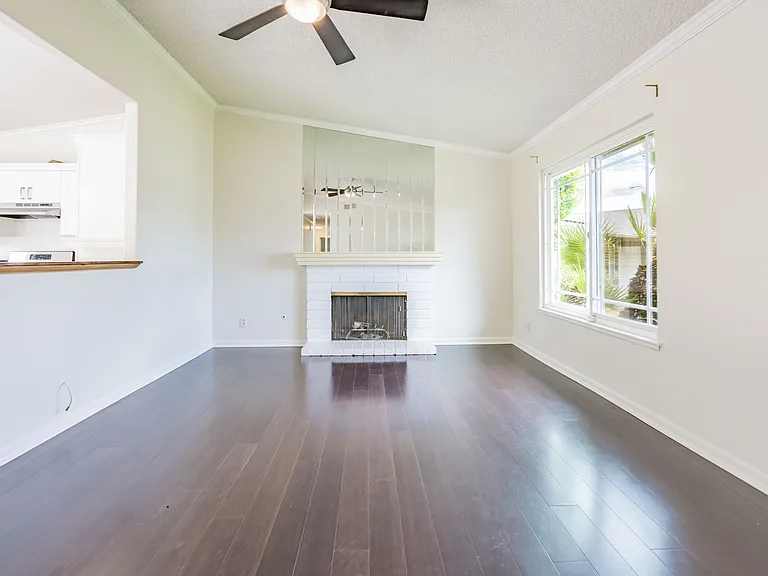 6894 N Auburn Cir — Photo 13