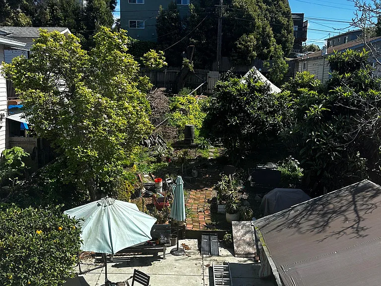 2504 23rd Ave #B — Photo 20
