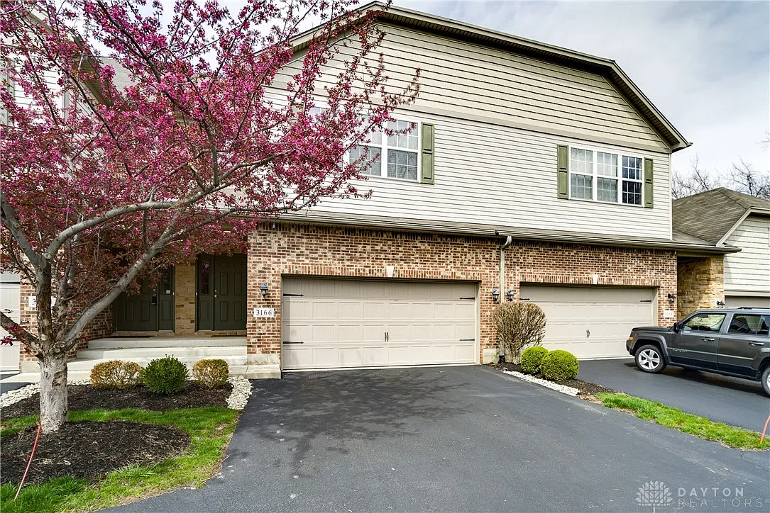 3166 Cobblestone Ln photo 1