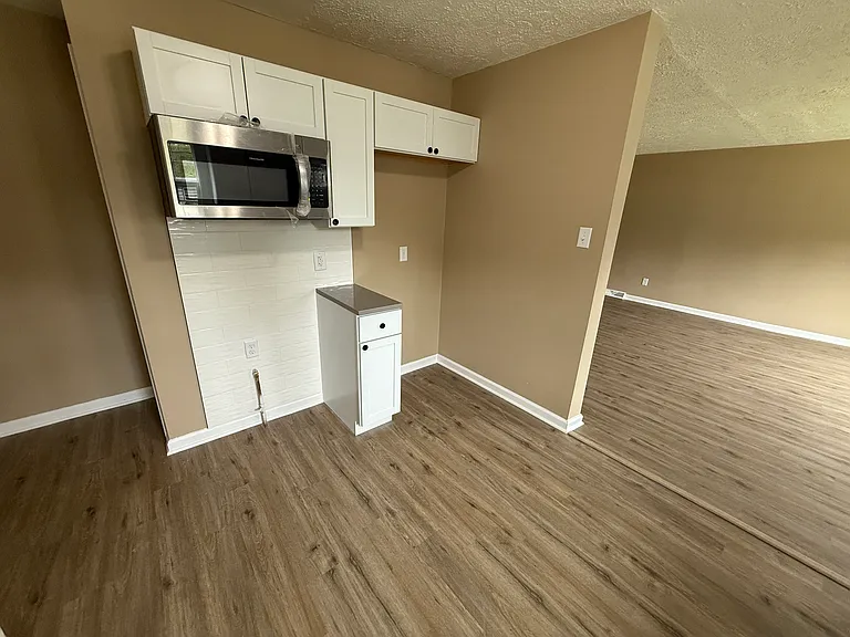 4114 Park Ave — Photo 6
