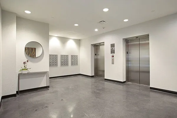 Rented by Compass | media 19