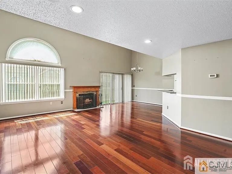 834 Edpas Rd — Photo 14