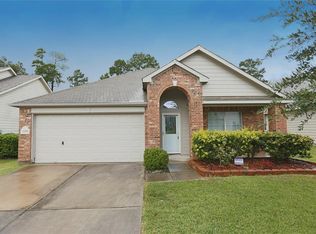 1095 Shadow Glenn Dr, Conroe, TX 77301