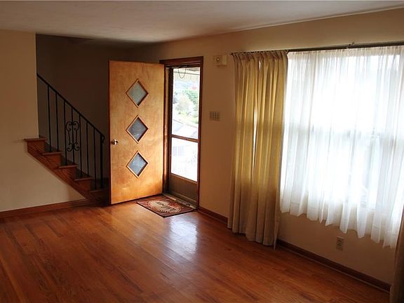 4th image of 812 McKinley St