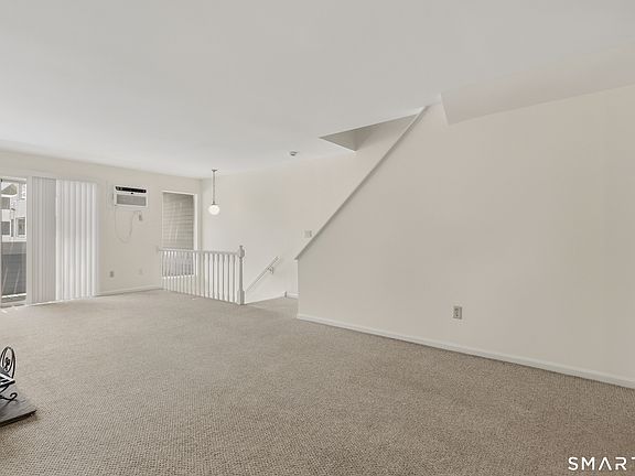 5th image of 1 Beaver Brook Road #8