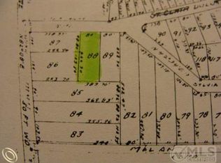 39674 Duluth St, Harrison Twp, MI 48045