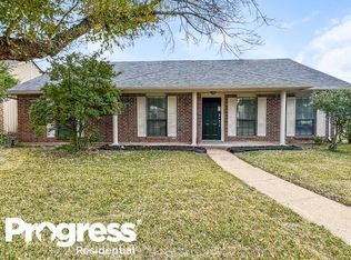 8902 Denver St, Rowlett, TX 75088