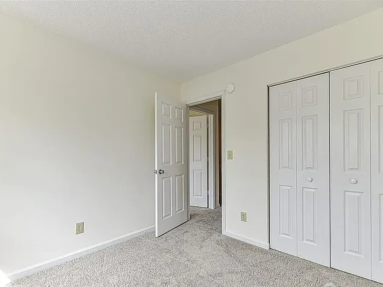 3640 Huyton Ct — Photo 27