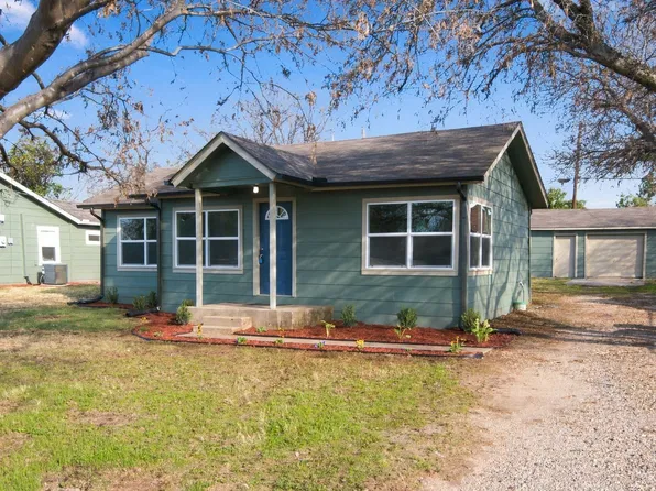 8814 Spaugh Ct, White Settlement, TX 76108