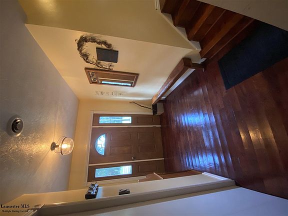 4th image of 2944 Hickory Hill Dr SE