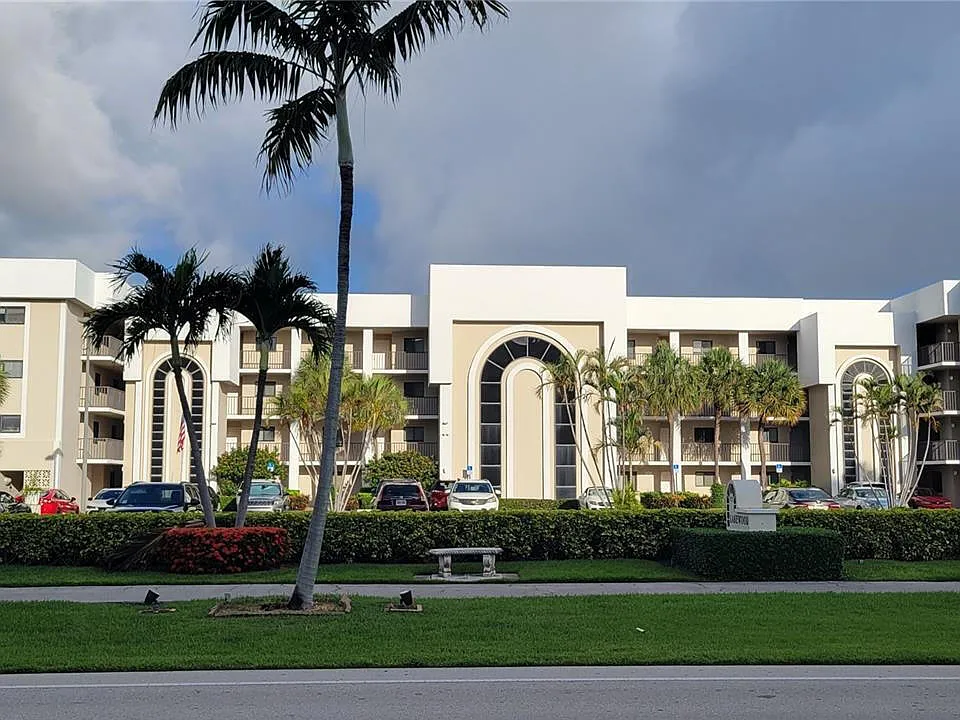3525 S Ocean Blvd #304