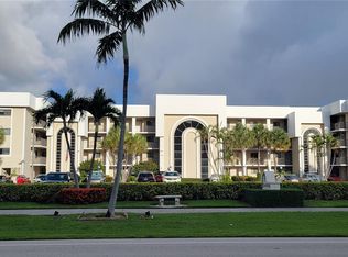 3525 S Ocean Blvd APT 304, South Palm Beach, FL 33480