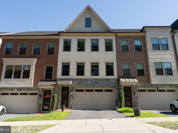 234 Caulfield Ln