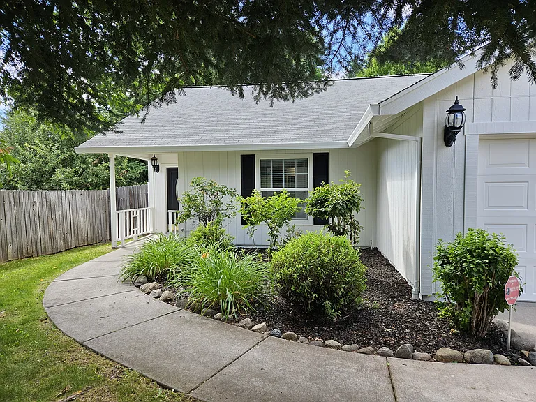 602 Mountain View Dr — Photo 4