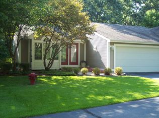 4354 Valley Rim Dr NE, Grand Rapids, MI 49525