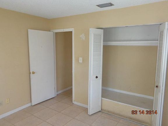 5th image of 8112 NW 92nd Ter