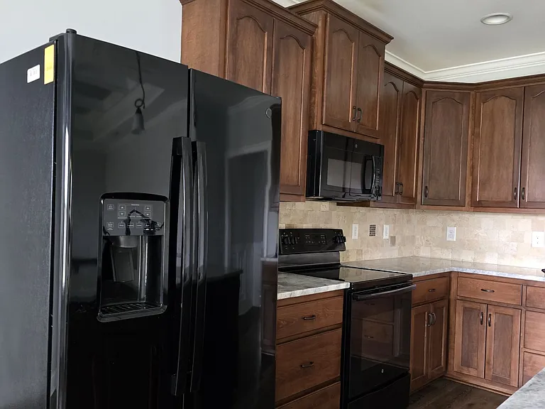 108 Wenlock Cir — Photo 9