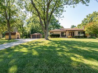 38176 N De Woody Rd, Beach Park, IL 60087