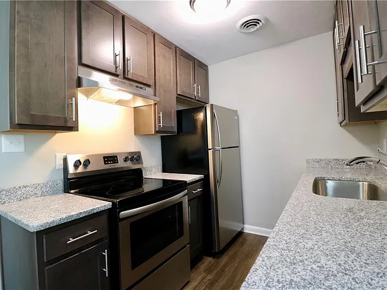 395 Terrace Ave #103 — Photo 15