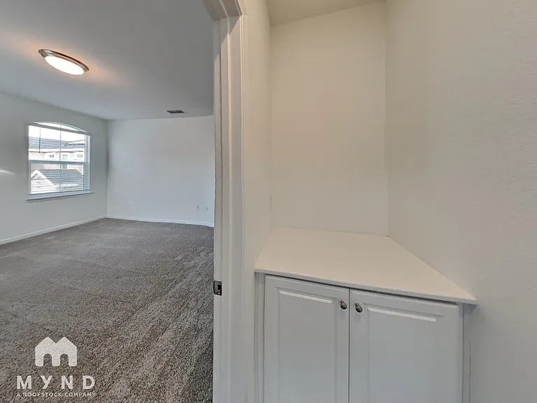 1687 Pena Ln — Photo 17