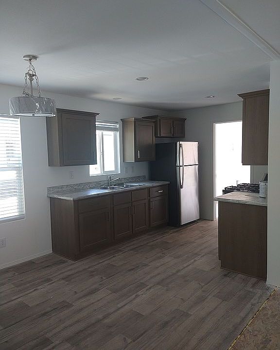 2nd image of 7900 N Virginia St #262