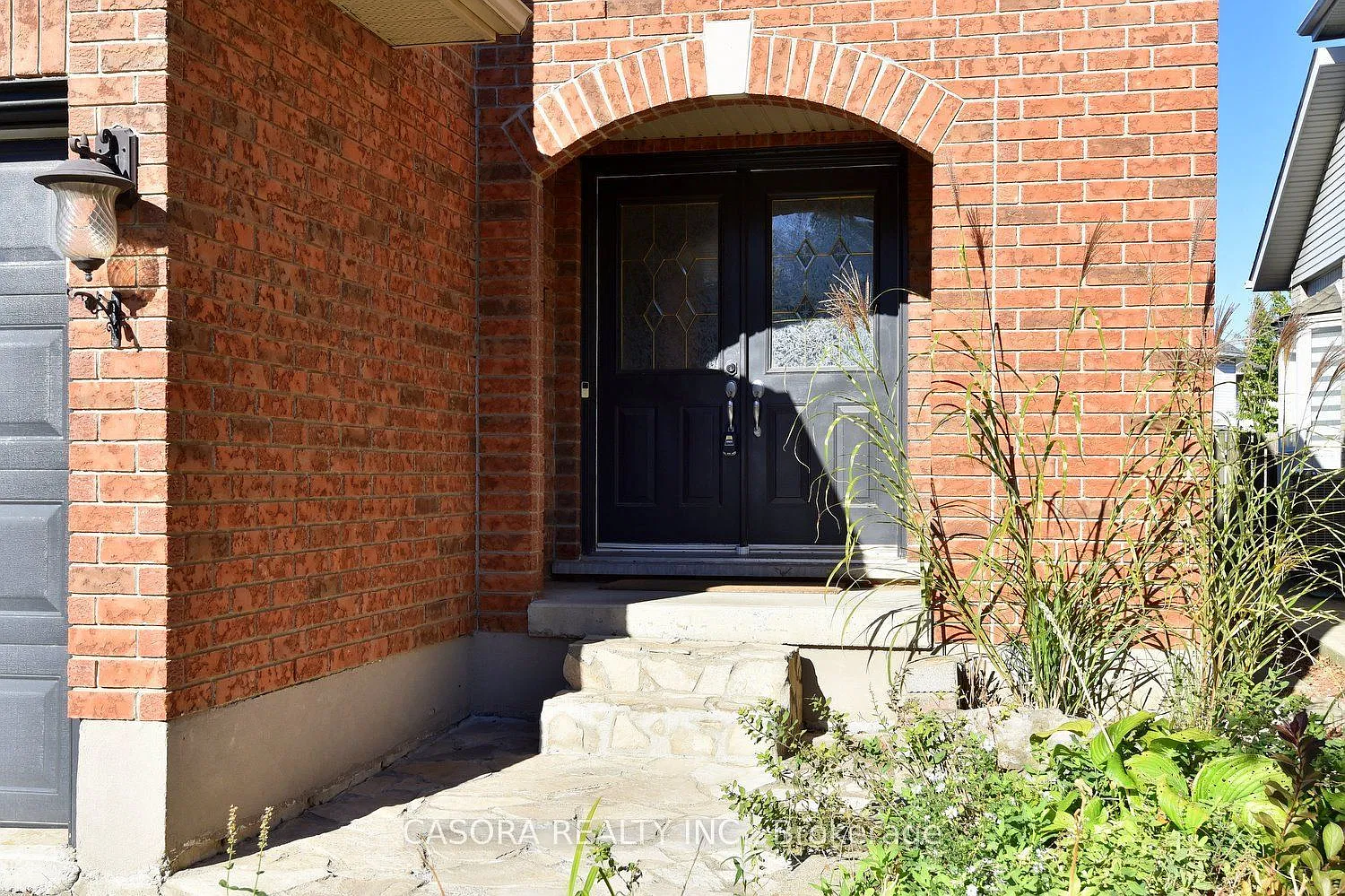 4 bed, $3,750 — Photo 2