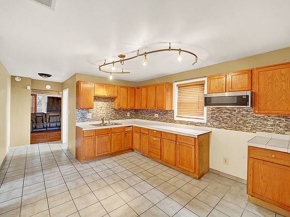 5th image of 12432 S Ashland Ave