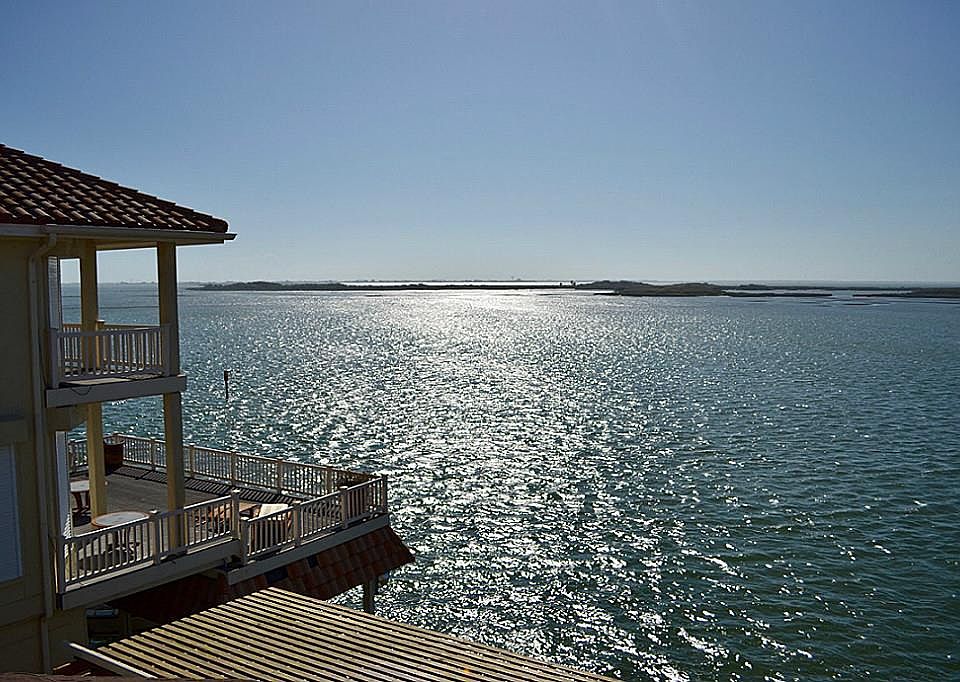 1st image of 1819 Port O Call St