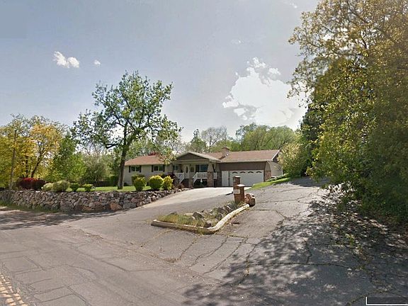 3rd image of 1360 S Carterville Rd