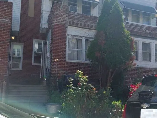 47 Lamport Rd, Upper Darby, PA 19082