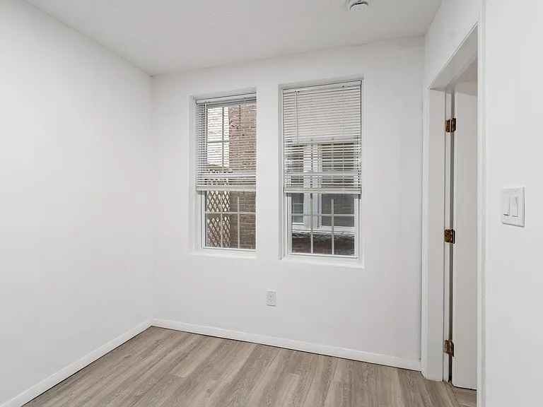 23 Harris St #1 — Photo 9