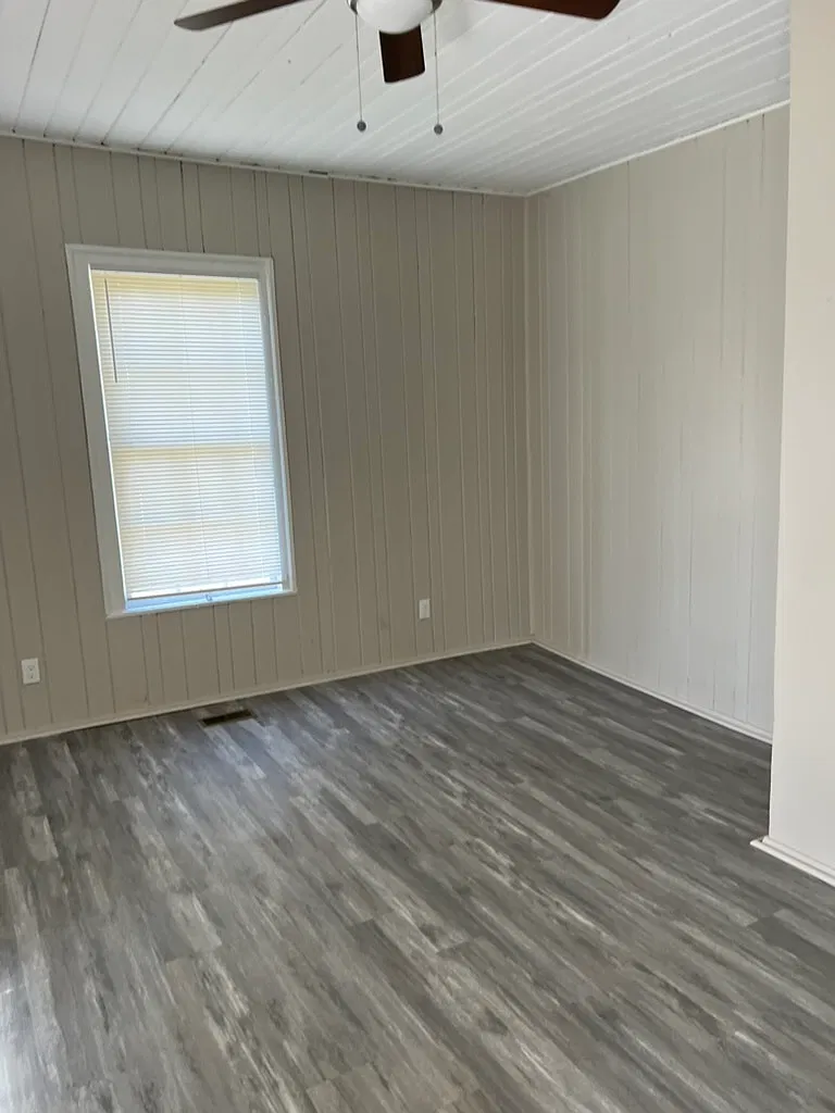 1219 Troup Street - 1 — Photo 2