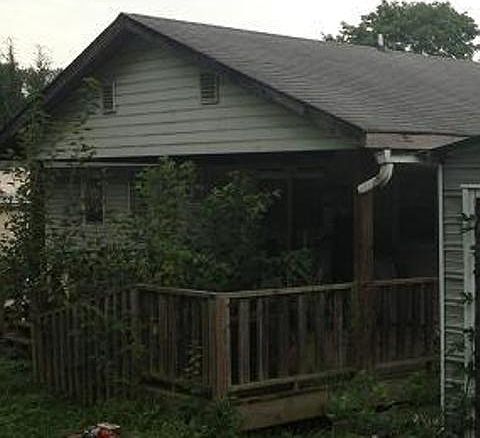 2nd image of 2104 Mannassas Ln