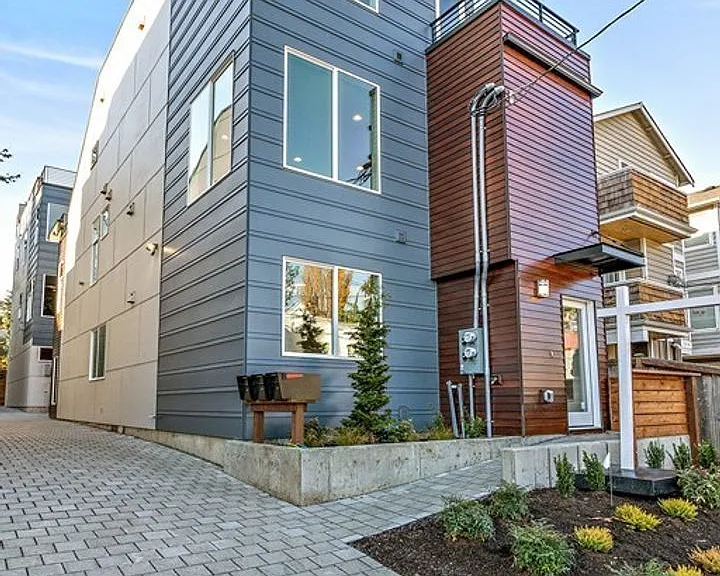 9515 8th Ave NW #B — Photo 1