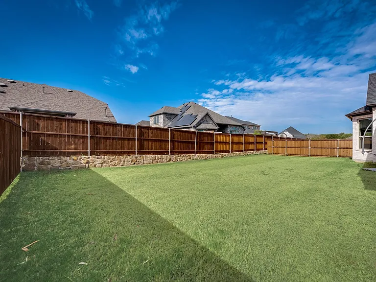 1729 Amarone Ln — Photo 37