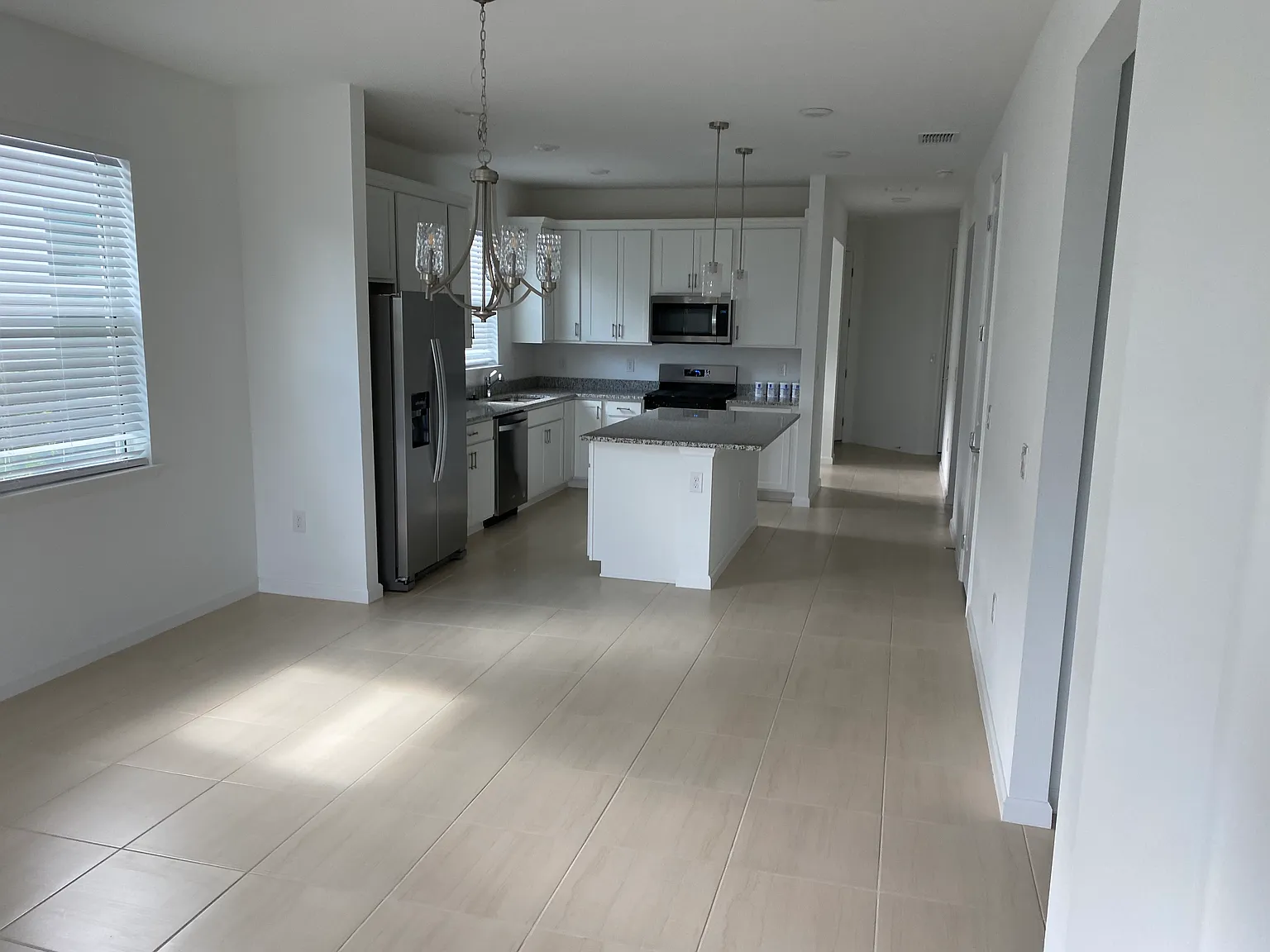 10426 Abaco Falls Dr — Photo 2
