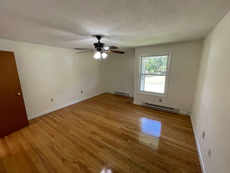 20 A St #5 — Photo 11