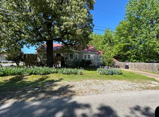 815 Bates St, Batesville, AR 72501