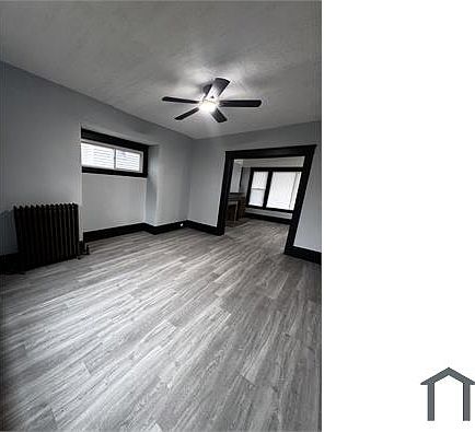 3rd image of 10222 Pierpont Ave